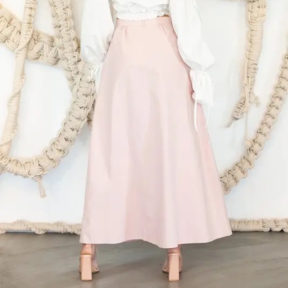 Button Down Skirt - Picture 7 of 8